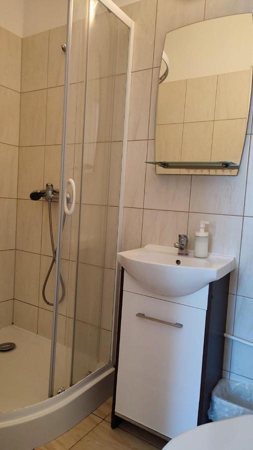 Dom Goscinny U Jacka Rewal Bagian luar foto